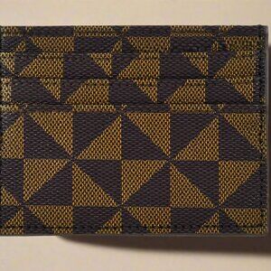 Brown Triangle Pattern Cardholder